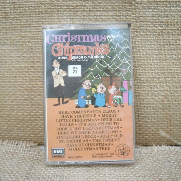 Christmas With the Chipmunks Cassette Tape - Picture 1 of 12